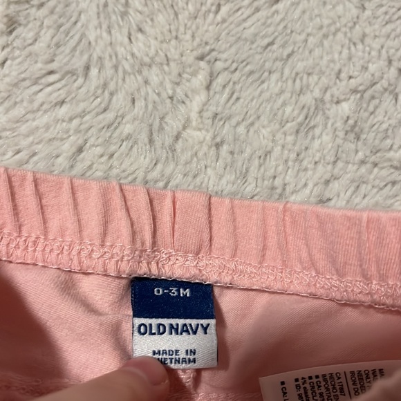 (3 for $10) old navy pink ruffle bum leggings - Picture 3 of 4